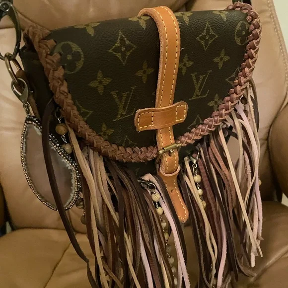 Louis Vuitton Brown Monogram Crossbody Bag with Fringe vintage boho - Picture 1 of 7